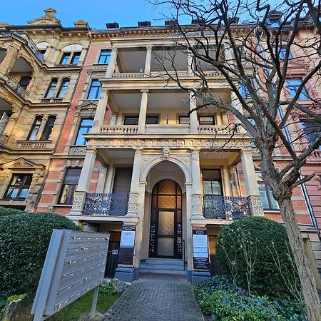 Apartment Wiesbaden Mitte, Zentral Am Park, Congresscenter 5 Min, Bahnhof 10Min Exterior photo